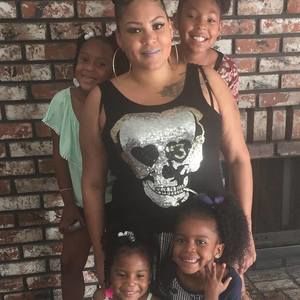 Meet your Posher, Debra